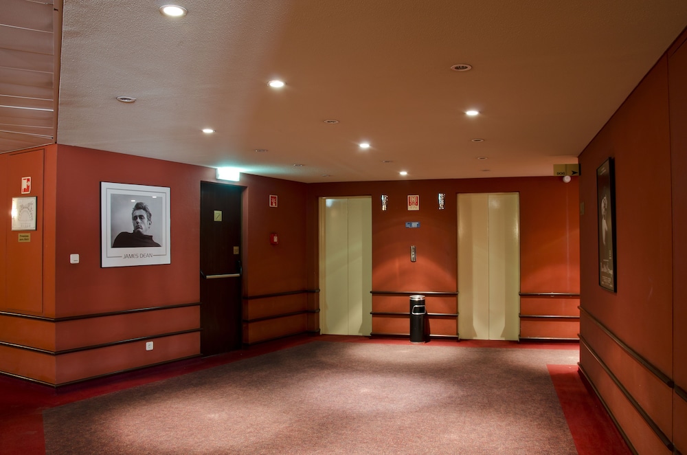 VIP Executive Eden Aparthotel — Hotel building in Lisbon, Lisboa