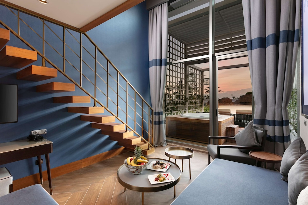 Titanic Deluxe Lara - All inclusive — Rooms in Lara