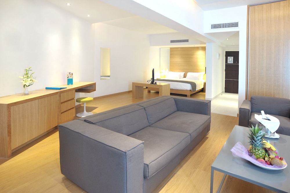 Napa Plaza Hotel - Adults Only — Hotel rooms in Ayia Napa, Famagusta Region