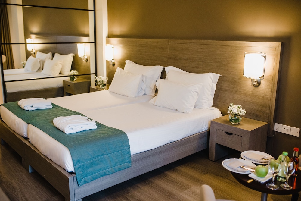 Napa Plaza Hotel - Adults Only — Hotel rooms in Ayia Napa, Famagusta Region