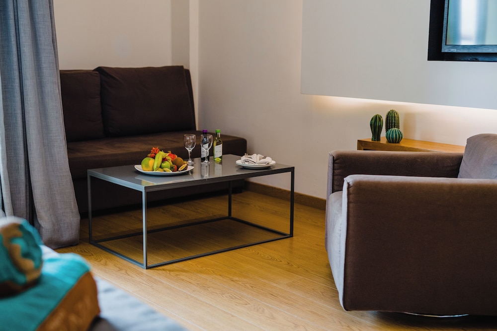 Napa Plaza Hotel - Adults Only — Hotel rooms in Ayia Napa, Famagusta Region