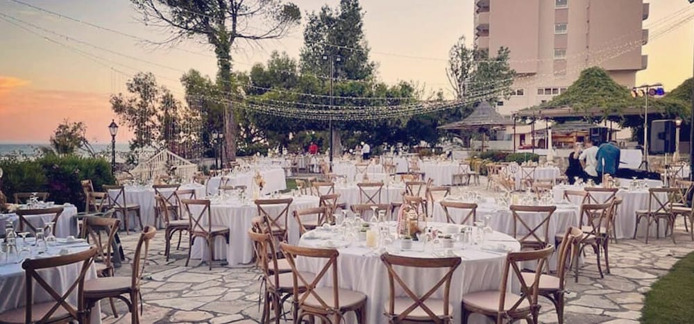 Poseidonia Beach Hotel — Hotel building in Limassol, Limassol Region
