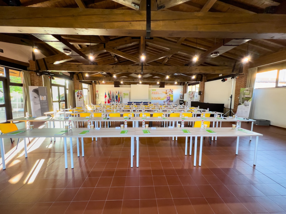 The Garda Village — Restaurant & bars in Sirmione, Lombardy