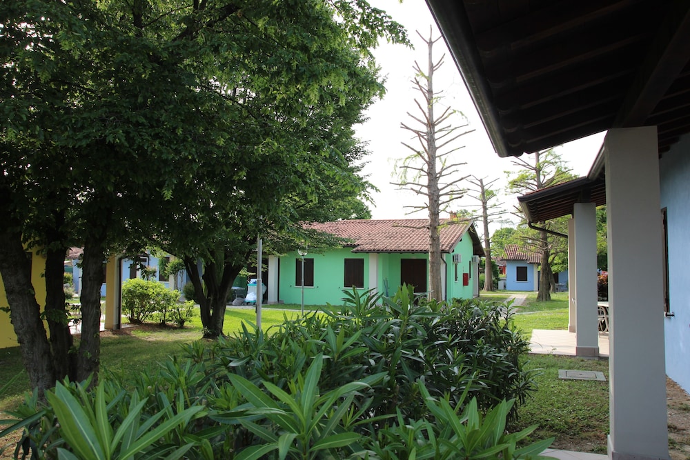The Garda Village — Hotel building in Sirmione, Lombardy