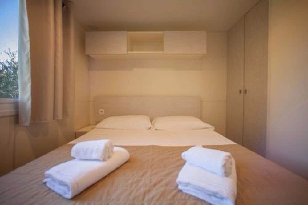 The Garda Village — Hotel rooms in Sirmione, Lombardy