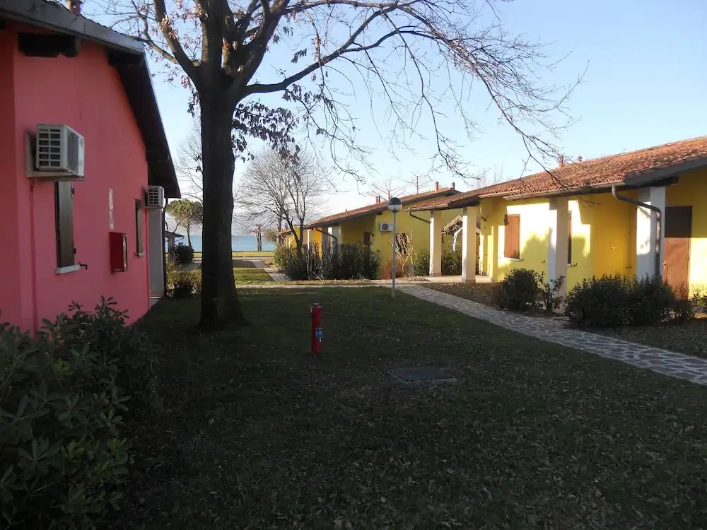 The Garda Village — Hotel building in Sirmione, Lombardy