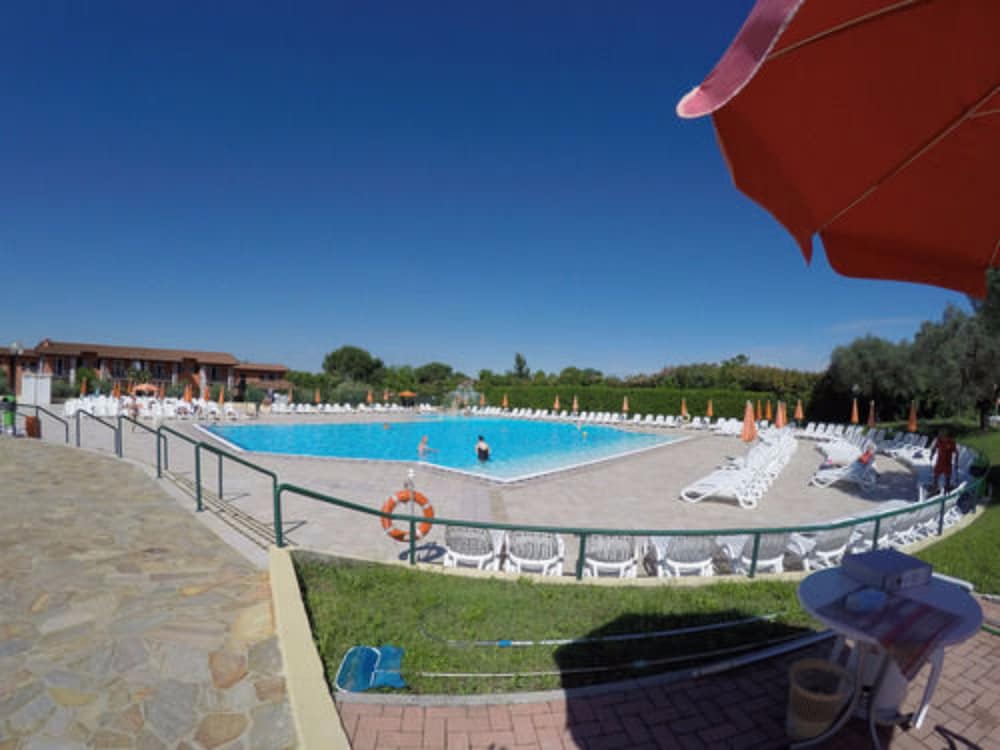The Garda Village — Swimming pool in Sirmione, Lombardy