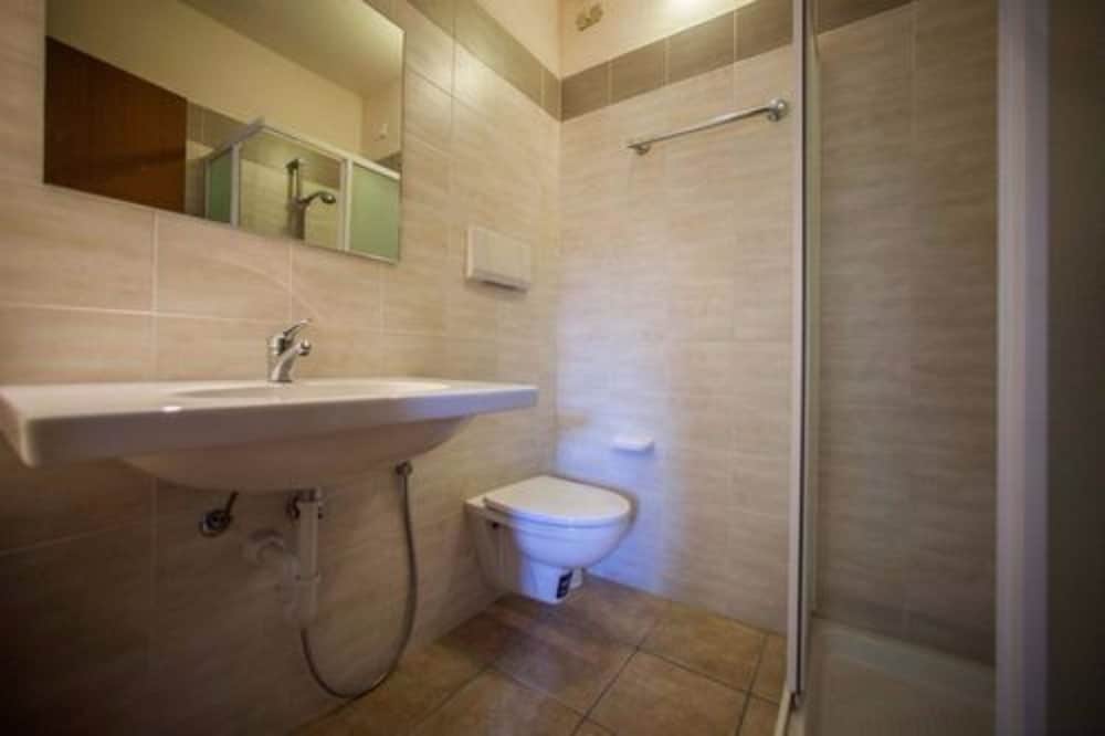 The Garda Village — Hotel rooms in Sirmione, Lombardy