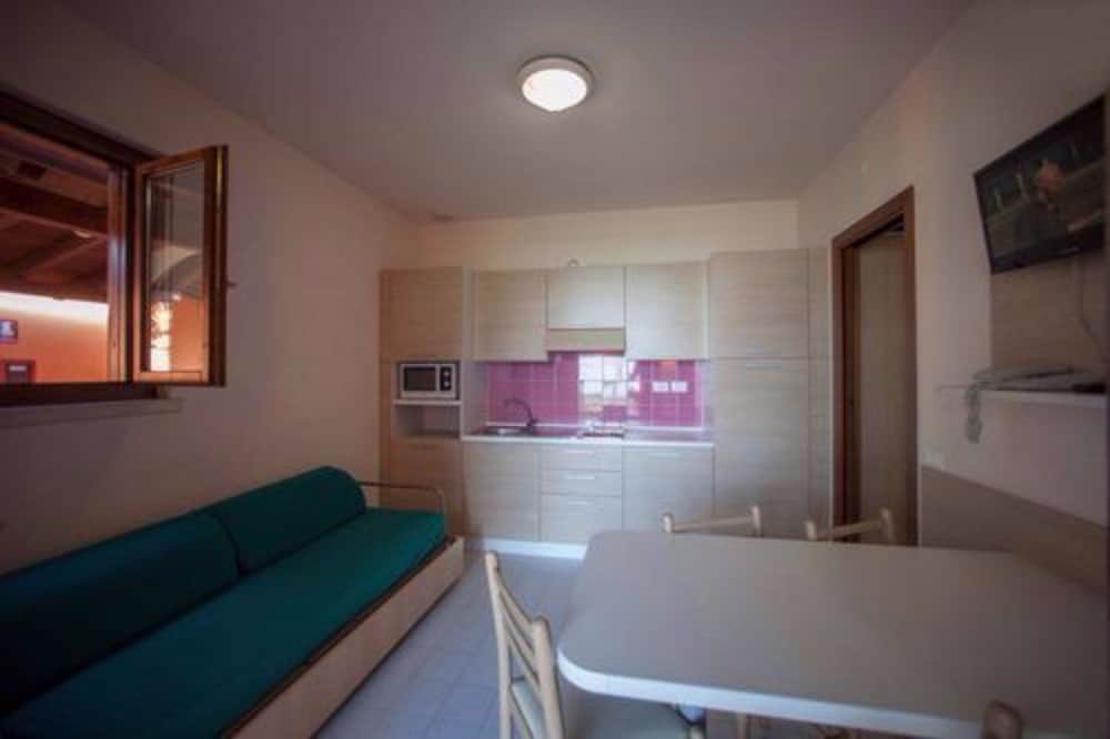 The Garda Village — Hotel rooms in Sirmione, Lombardy