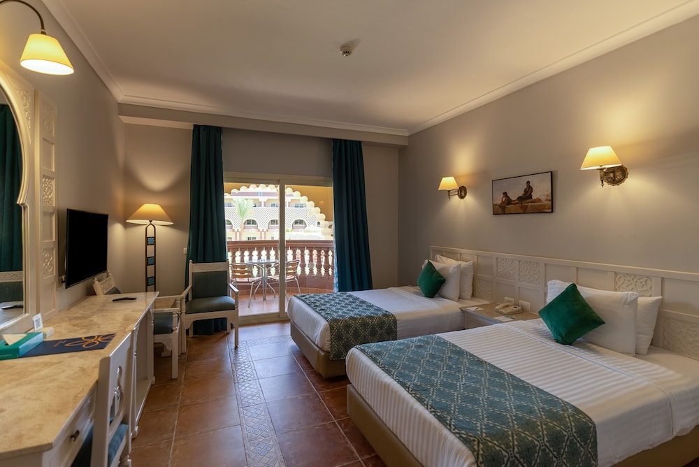 Sunrise Sentido Mamlouk Palace - All inclusive — Hotel rooms in Hurghada, Red Sea