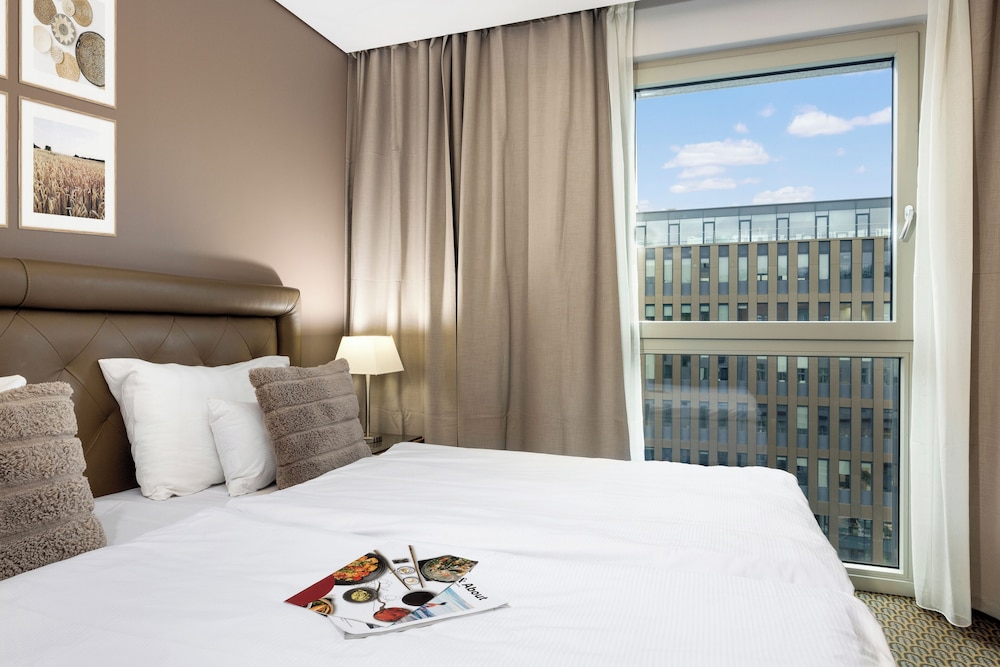 Hotel Royal Prague — Hotel rooms in Prague, Prague