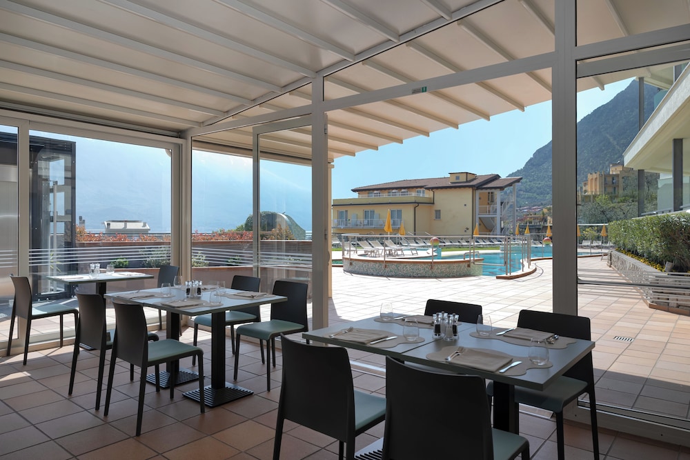 Hotel Royal Village — Restaurant & bars in Limone sul Garda, Lombardy