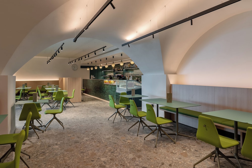 Hotel Royal Village — Restaurant & bars in Limone sul Garda, Lombardy