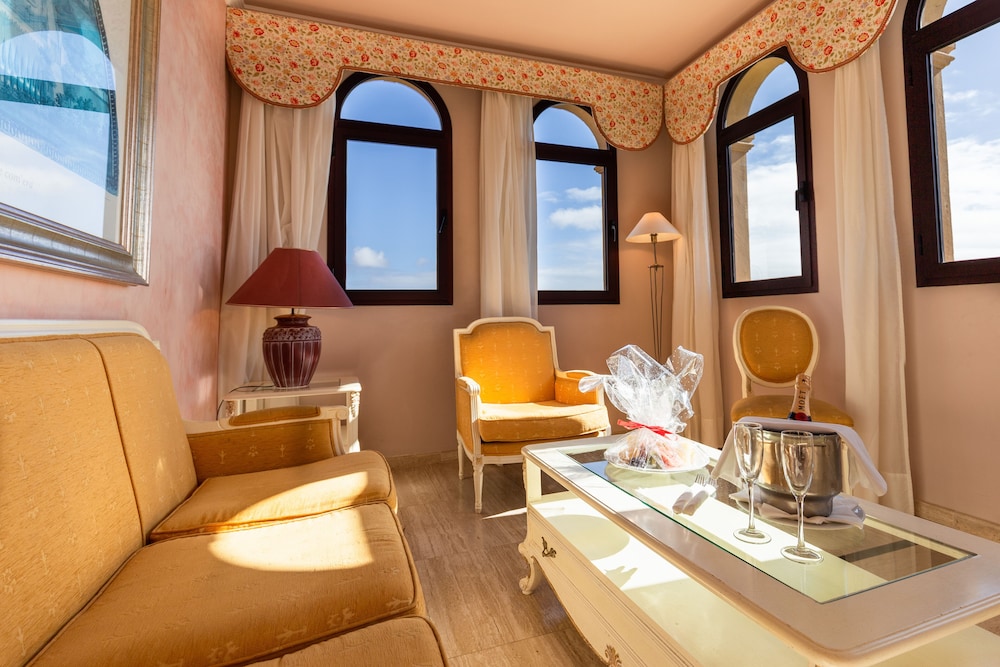 Hotel R2 Río Calma Spa Wellness & Conference — Hotel rooms in Costa Calma, Canary Islands