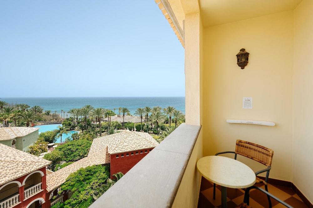Hotel R2 Río Calma Spa Wellness & Conference — Hotel rooms in Costa Calma, Canary Islands