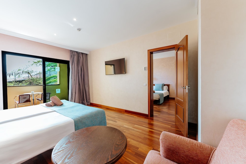 Hotel R2 Río Calma Spa Wellness & Conference — Hotel rooms in Costa Calma, Canary Islands