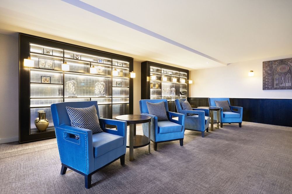 Hilton Budapest — Restaurant & bars in Budapest, Budapest