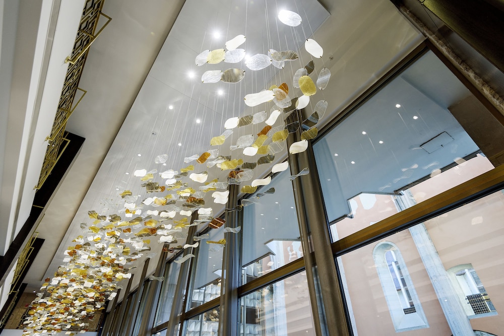 Hilton Budapest — Hotel building in Budapest, Budapest