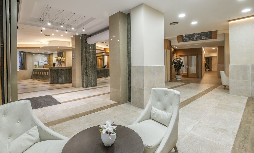 Hotel Rosamar & Spa — Hotel building in Lloret de Mar, Catalonia