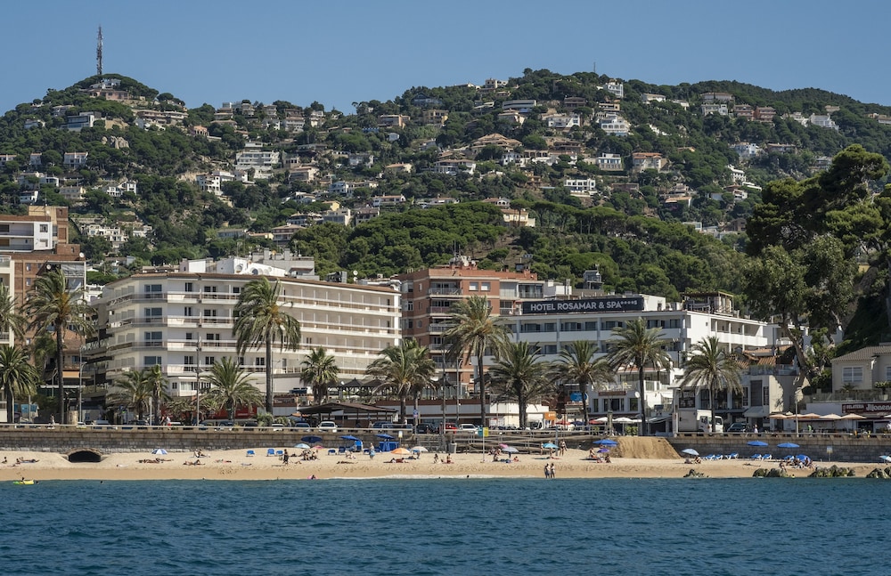 Hotel Rosamar & Spa — Beach in Lloret de Mar, Catalonia
