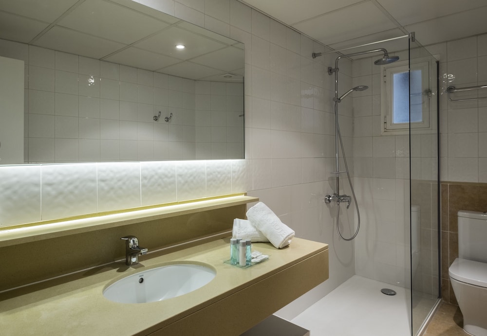 Hotel Rosamar & Spa — Hotel rooms in Lloret de Mar, Catalonia