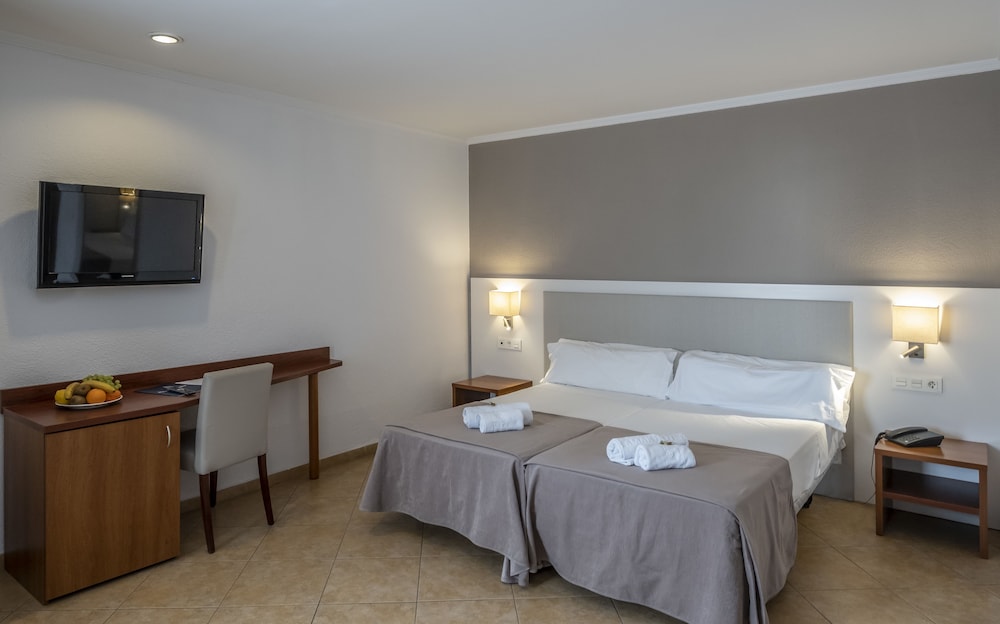 Hotel Rosamar & Spa — Hotel rooms in Lloret de Mar, Catalonia