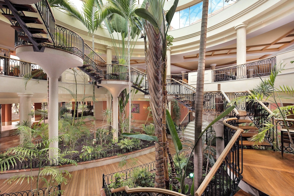 Sheraton Fuerteventura Beach, Golf & Spa Resort — Hotel building in Costa de Antigua, Canary Islands