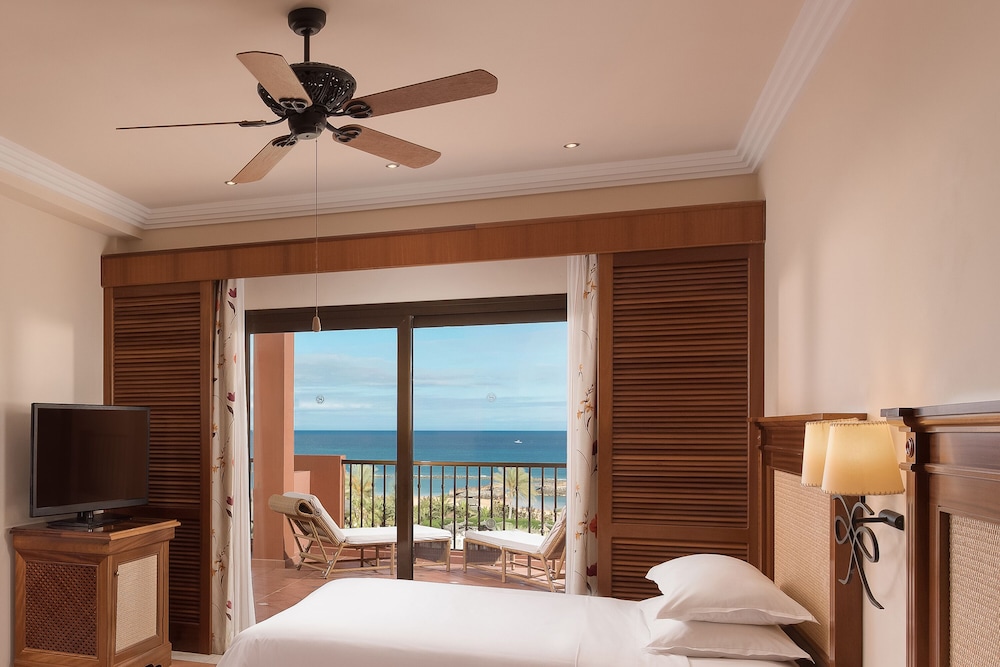 Sheraton Fuerteventura Beach, Golf & Spa Resort — Hotel rooms in Costa de Antigua, Canary Islands