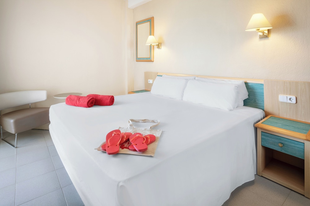 Sol Milanos Pingüinos — Hotel rooms in Son Bou, Balearic Islands