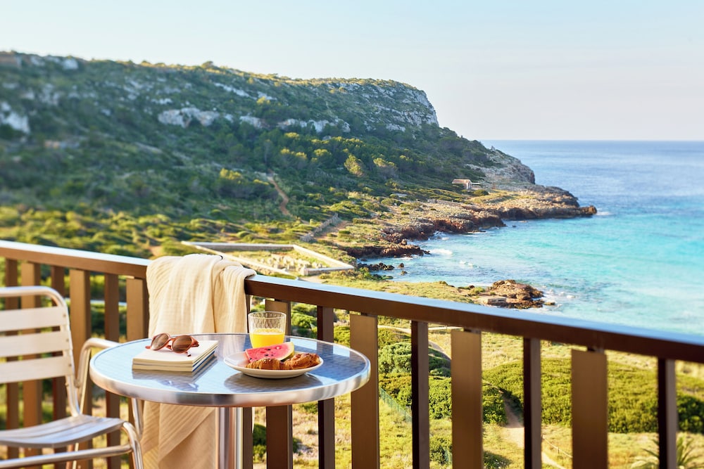 Sol Milanos Pingüinos — Hotel rooms in Son Bou, Balearic Islands