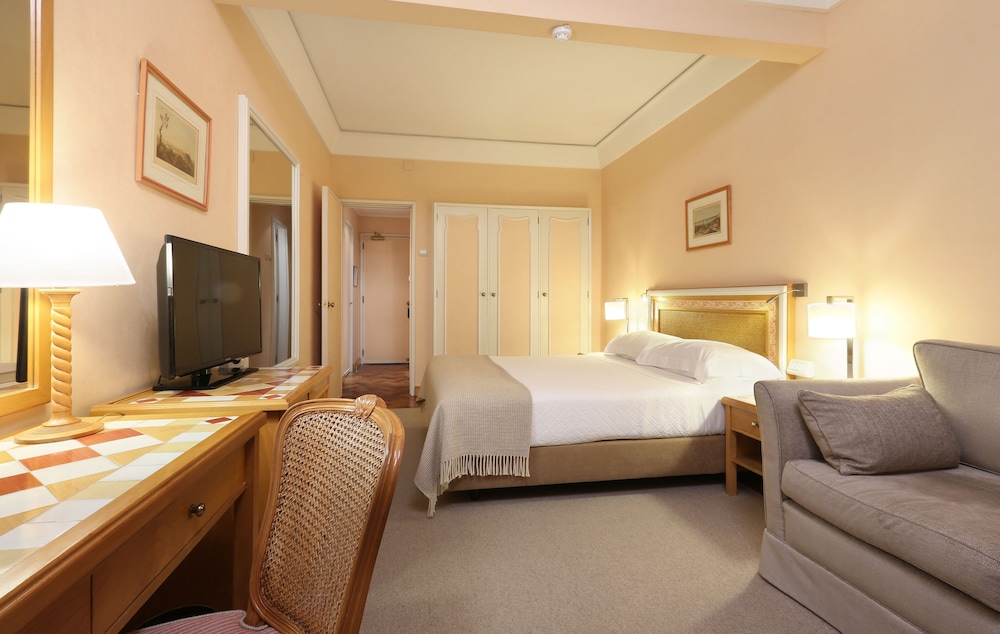 Heritage Lisboa Plaza Hotel - Avenida — Hotel rooms in Lisbon, Lisboa