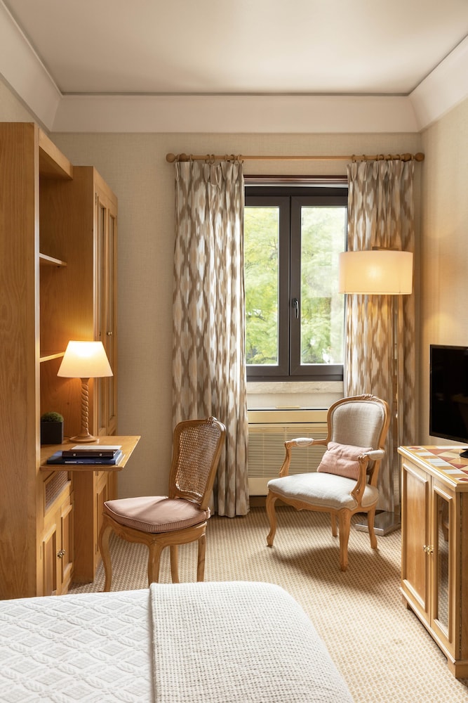 Heritage Lisboa Plaza Hotel - Avenida — Hotel rooms in Lisbon, Lisboa