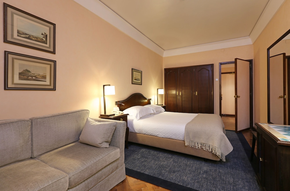 Heritage Lisboa Plaza Hotel - Avenida — Hotel rooms in Lisbon, Lisboa
