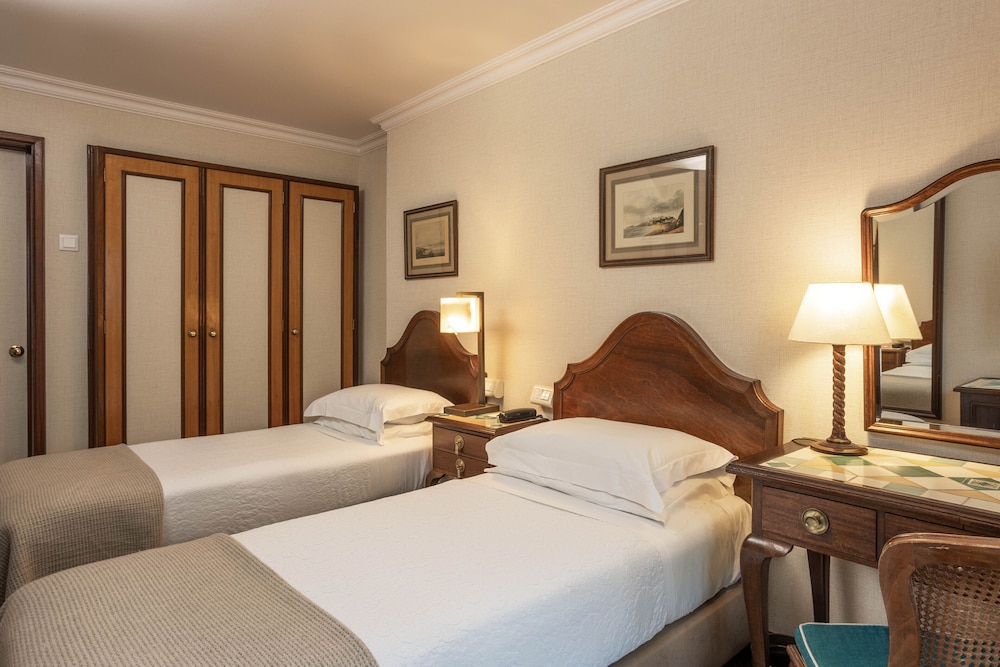Heritage Lisboa Plaza Hotel - Avenida — Hotel rooms in Lisbon, Lisboa
