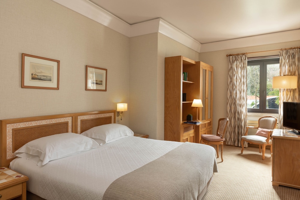 Heritage Lisboa Plaza Hotel - Avenida — Hotel rooms in Lisbon, Lisboa