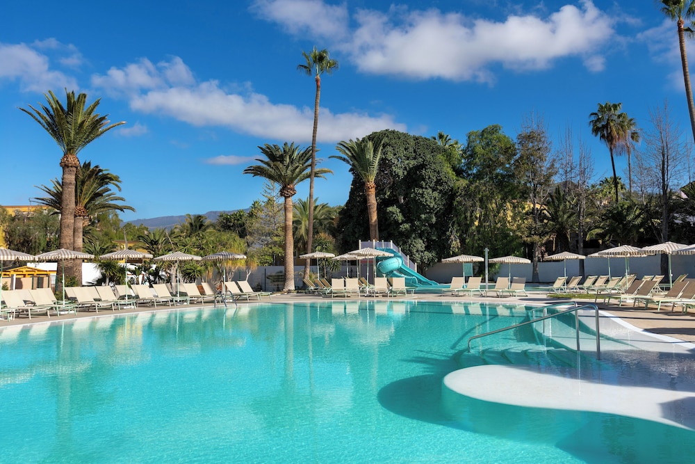 Sol Arona Tenerife — Swimming pool in Los Cristianos, Canary Islands