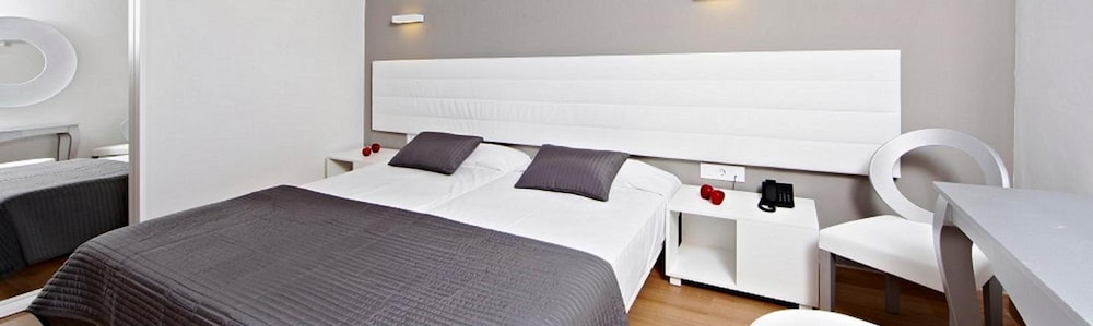 Hotel & Spa S'entrador Playa — Hotel rooms in Cala Ratjada, Balearic Islands