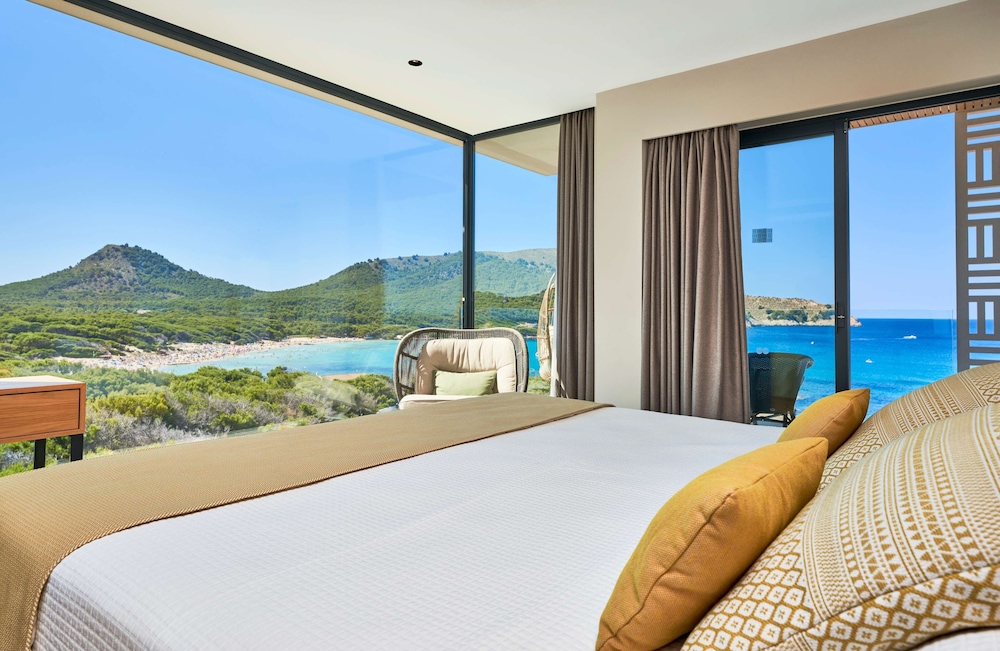 Hotel & Spa S'entrador Playa — Hotel rooms in Cala Ratjada, Balearic Islands