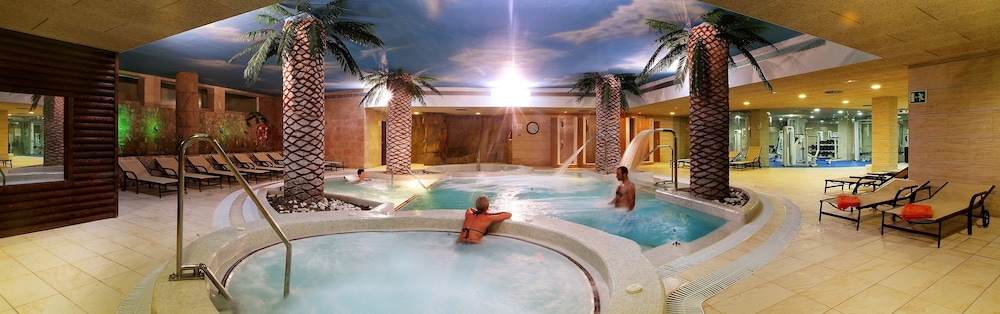 Hotel & Spa S'entrador Playa — Spa in Cala Ratjada, Balearic Islands