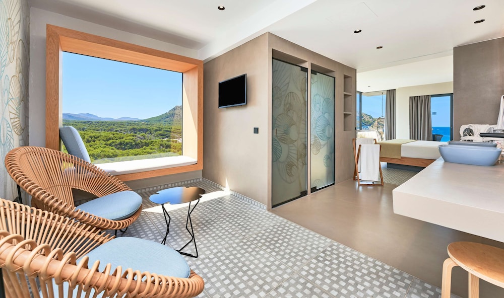 Hotel & Spa S'entrador Playa — Hotel rooms in Cala Ratjada, Balearic Islands