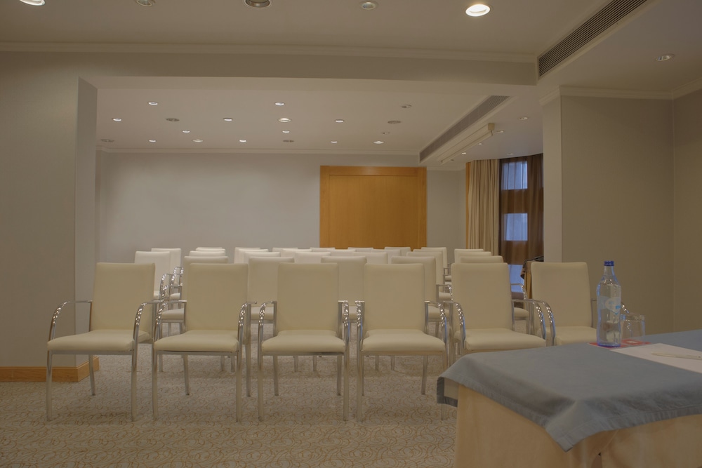 SANA Reno Hotel — Hotel building in Lisbon, Lisboa