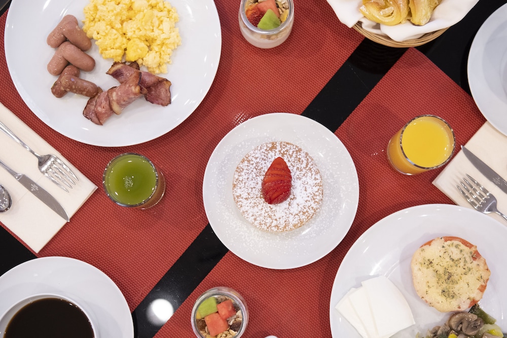 SANA Reno Hotel — Restaurant & bars in Lisbon, Lisboa
