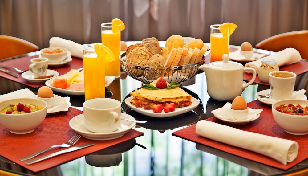 SANA Reno Hotel — Restaurant & bars in Lisbon, Lisboa