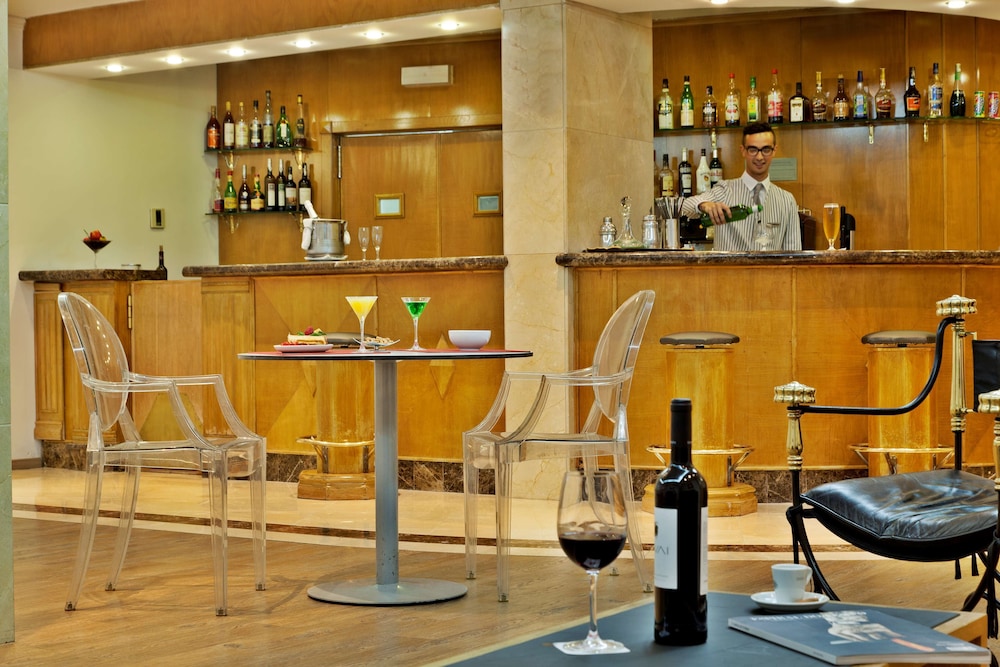 SANA Reno Hotel — Restaurant & bars in Lisbon, Lisboa