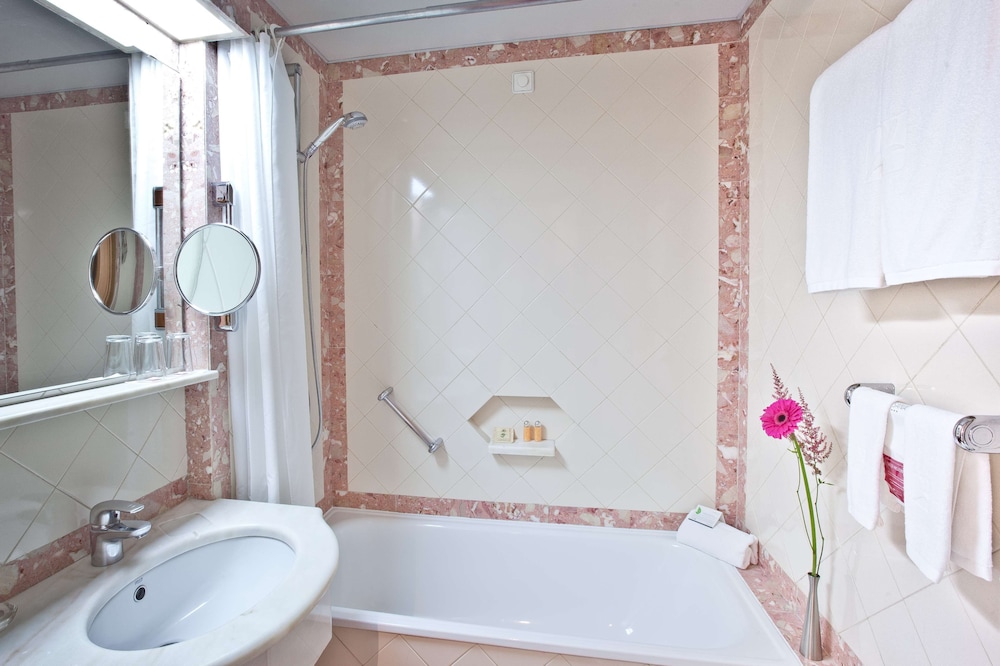 SANA Rex Hotel — Hotel rooms in Lisbon, Lisboa