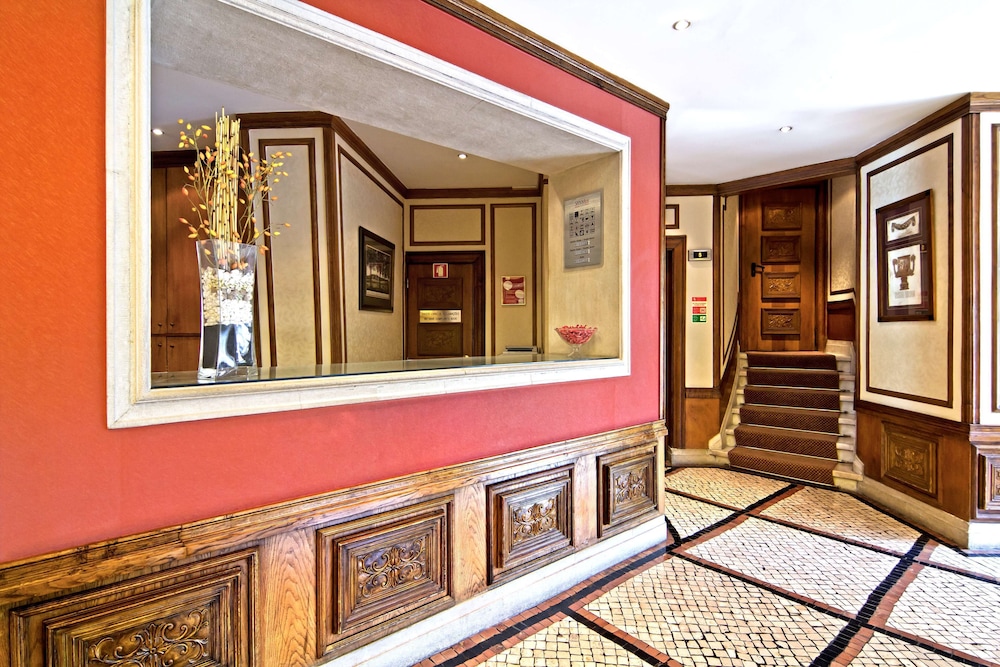 SANA Rex Hotel — Hotel building in Lisbon, Lisboa