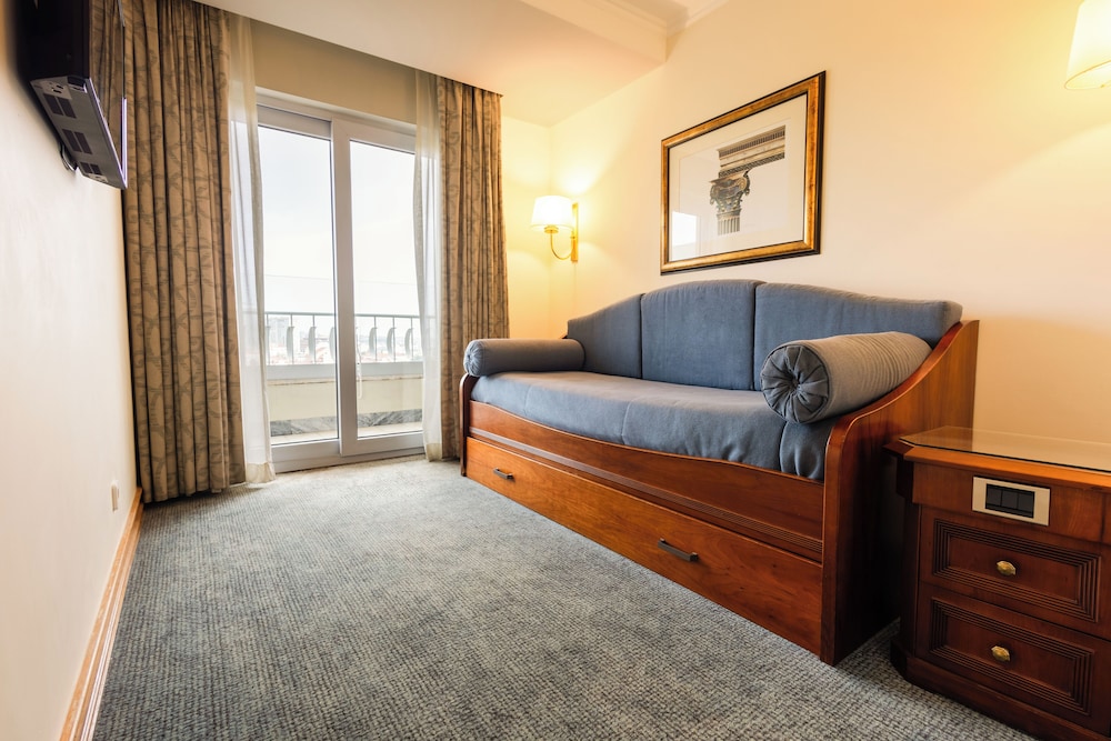SANA Rex Hotel — Hotel rooms in Lisbon, Lisboa