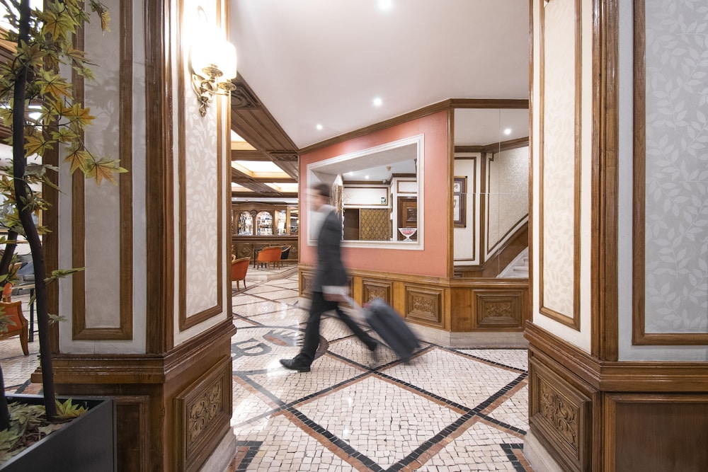SANA Rex Hotel — Hotel building in Lisbon, Lisboa