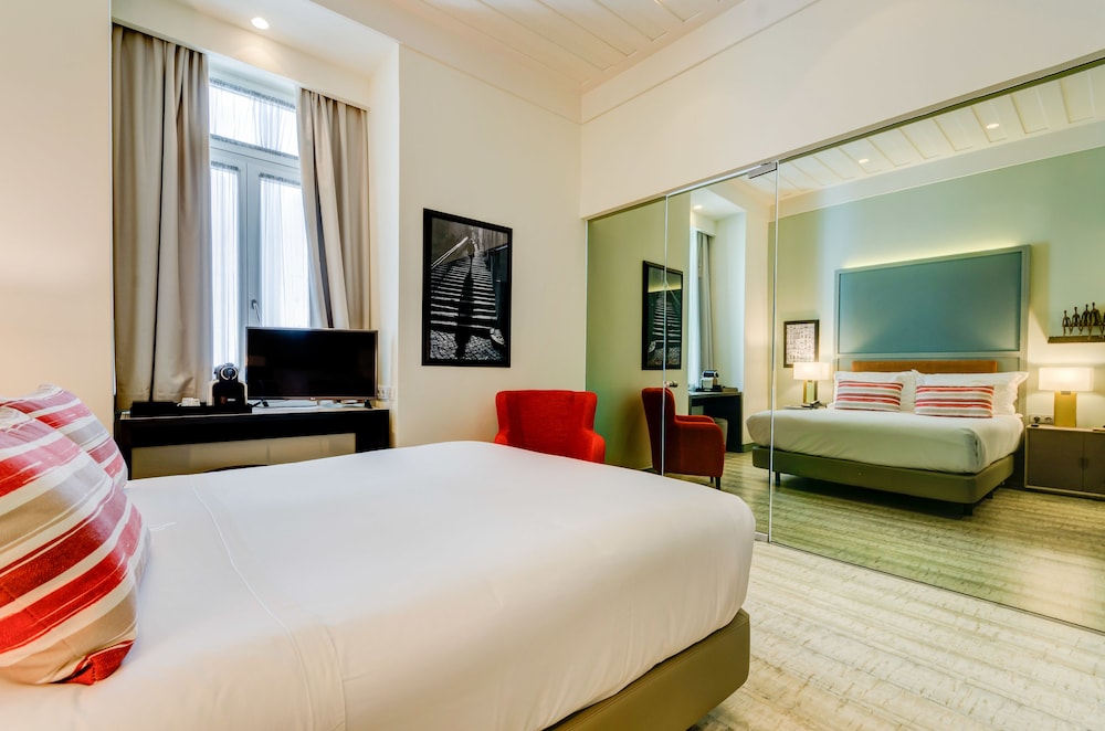 Hotel Vincci Baixa — Hotel rooms in Lisbon, Lisboa