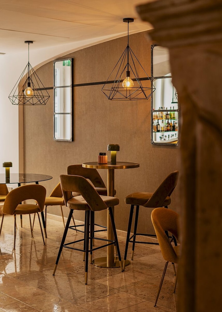 Hotel Vincci Baixa — Restaurant & bars in Lisbon, Lisboa